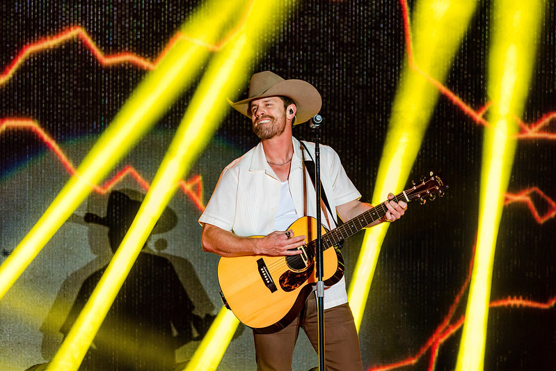Dustin Lynch 45