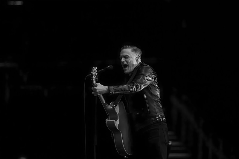 Bryan Adams 8