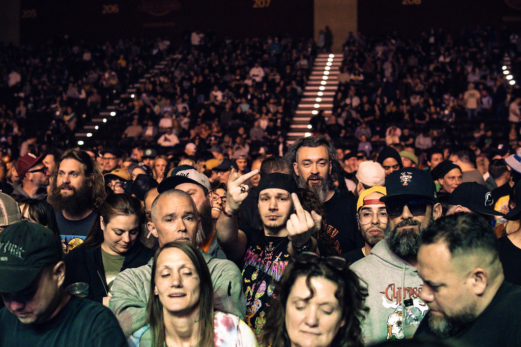 Crowd2_JaysonF