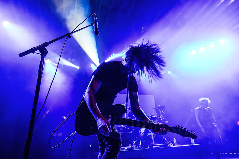 Stabbing Westward 20