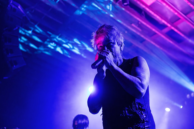Stabbing Westward 10