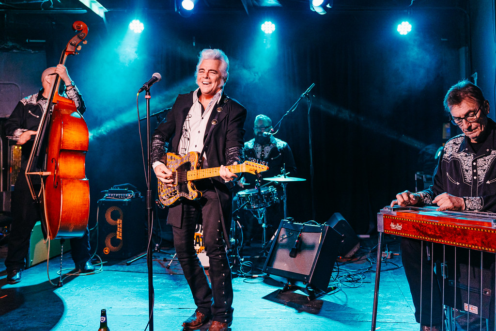 Dale_Watson_LoneStars-44
