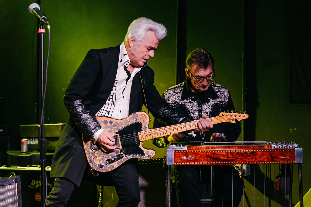 Dale_Watson_LoneStars-42