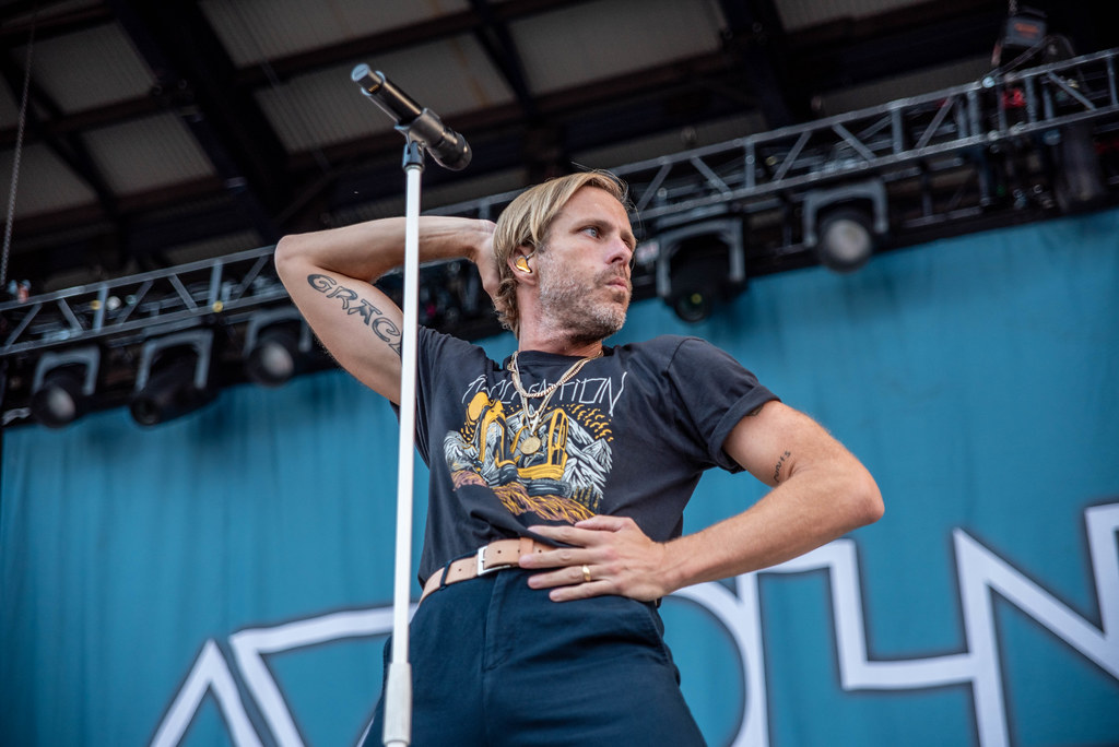 Awolnation5